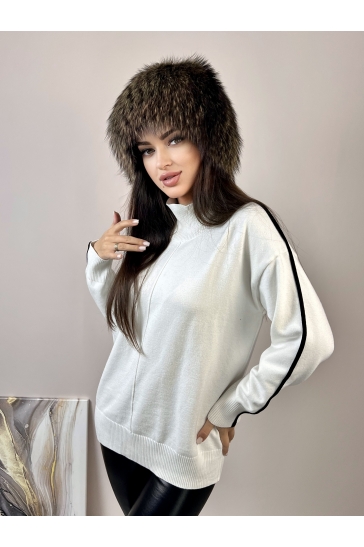 Шапка женская из енота