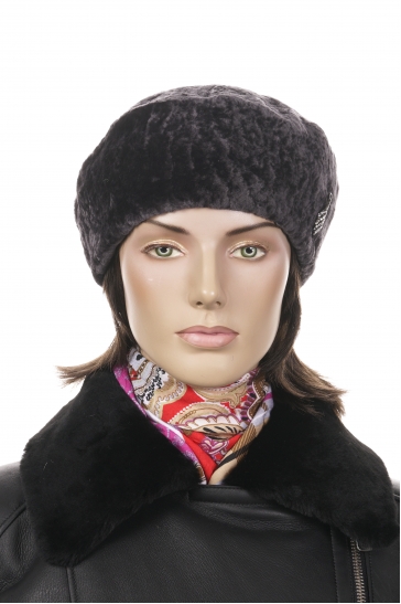 Шапка женская из мутона