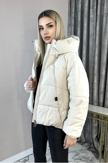 Пуховик женский из текстиля
